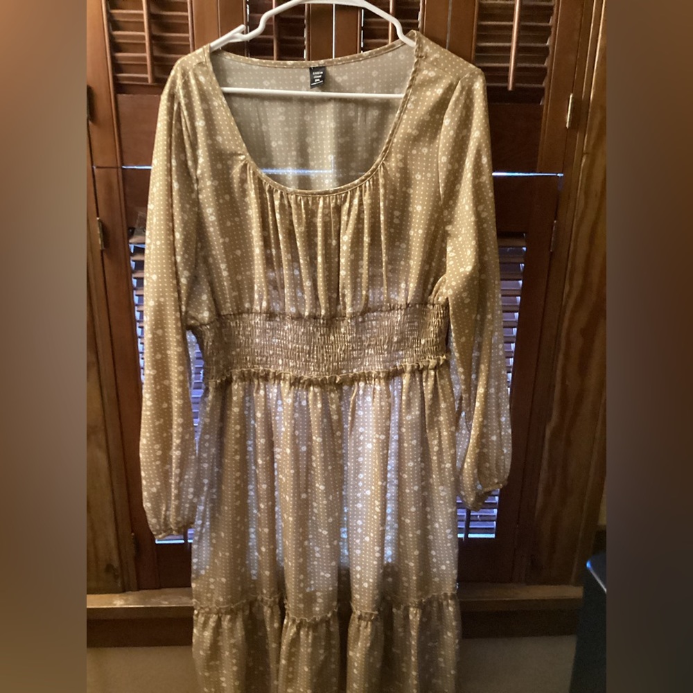 Plus size dress